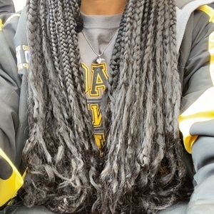 Meet your Posher, Symonie